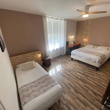 Nouvel Hotel Lons-le-Saunier Esterno foto